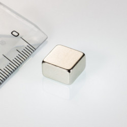 Неодимов магнит куб 10x10x6 N 80 °C, VMM4-N35