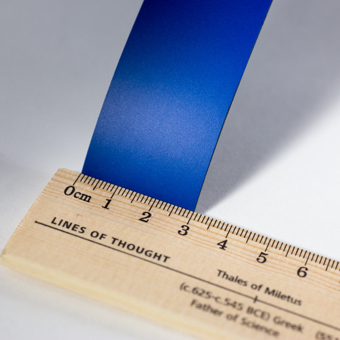 Магнитна лента 30x0,6 мм синя