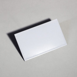 Магнитен джоб визитна картичка -  бял