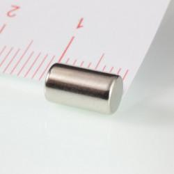 Неодимов магнит цилиндър диам.5x8,47 N 80 °C, VMM8-N45