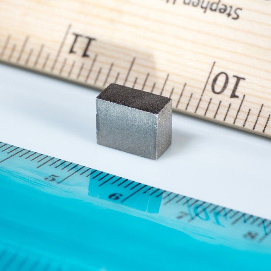 Самариев правоъгълен магнит 10x8x5 mm